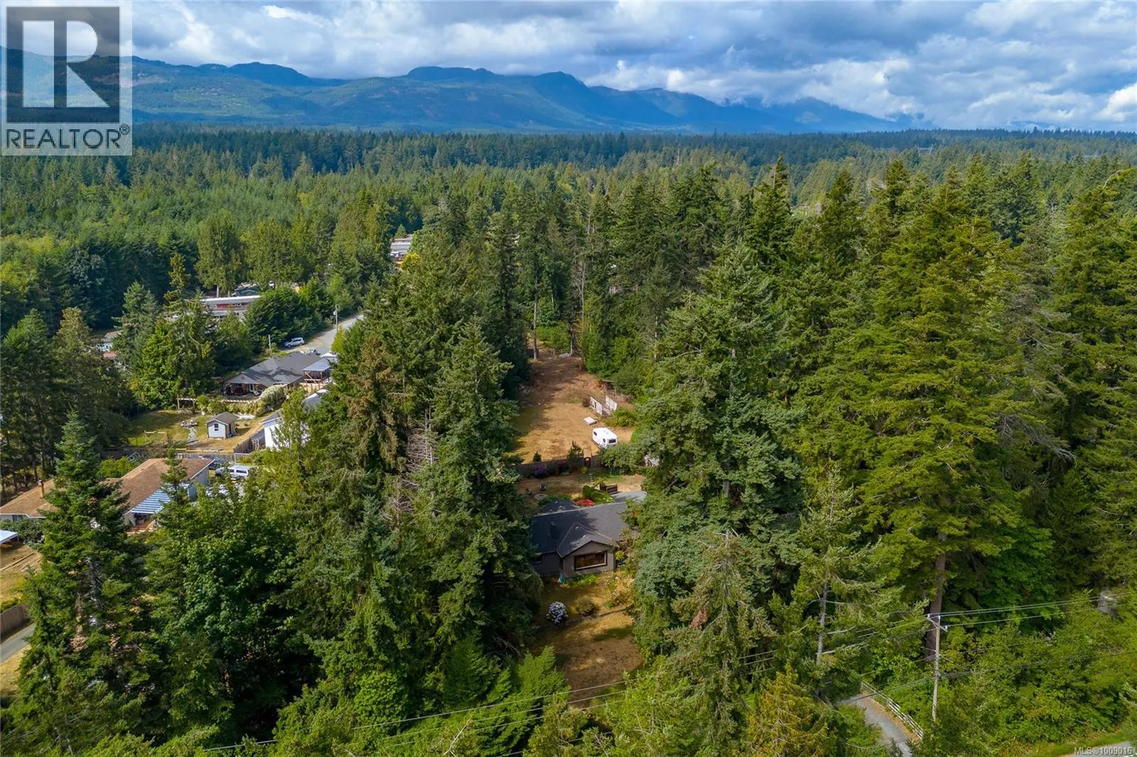 6368 Island Hwy W