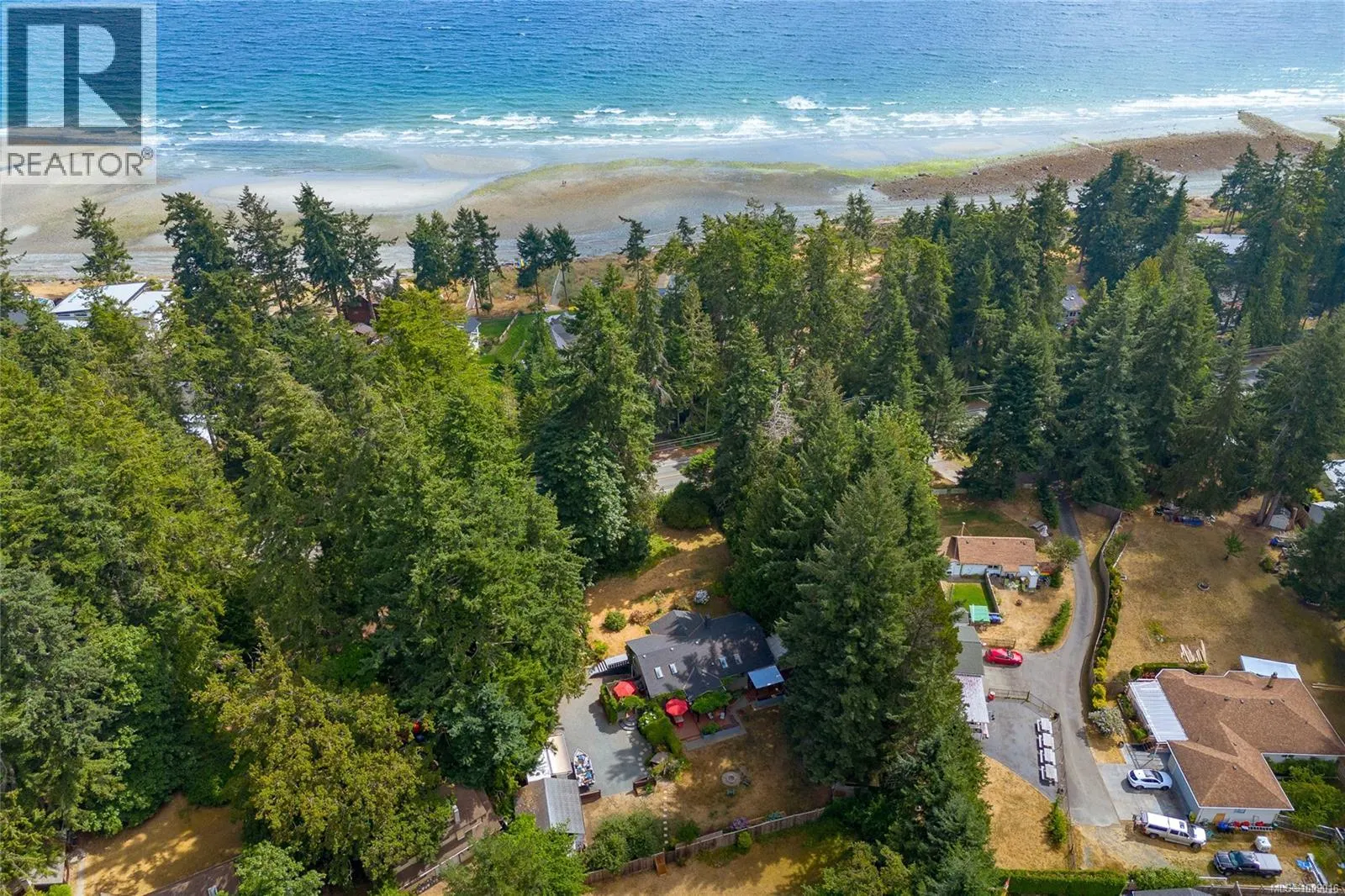 6368 Island Hwy W