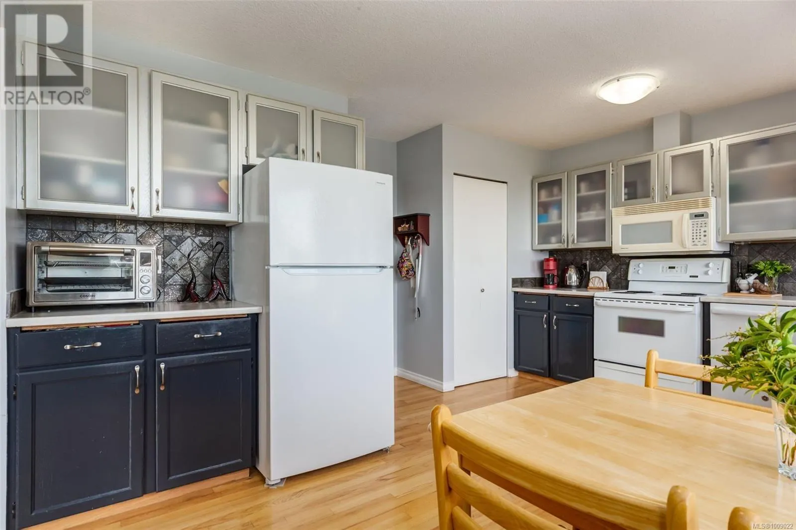 108 Chelan Pl