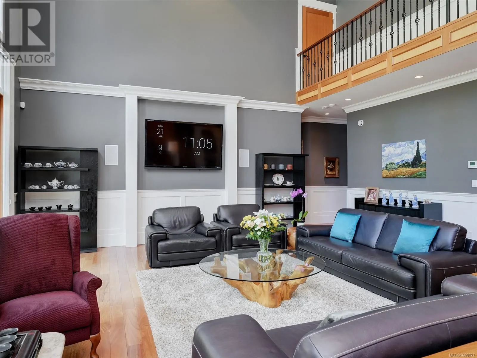 2615 Queenswood Dr