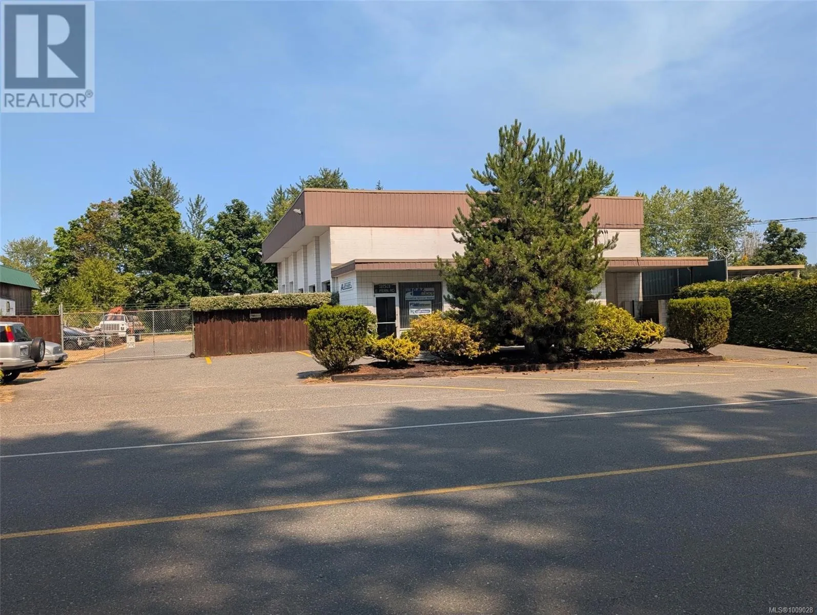 253 Fern Rd