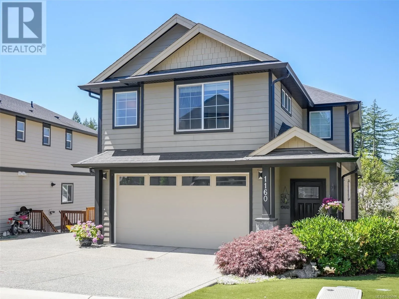1160 Smokehouse Cres E