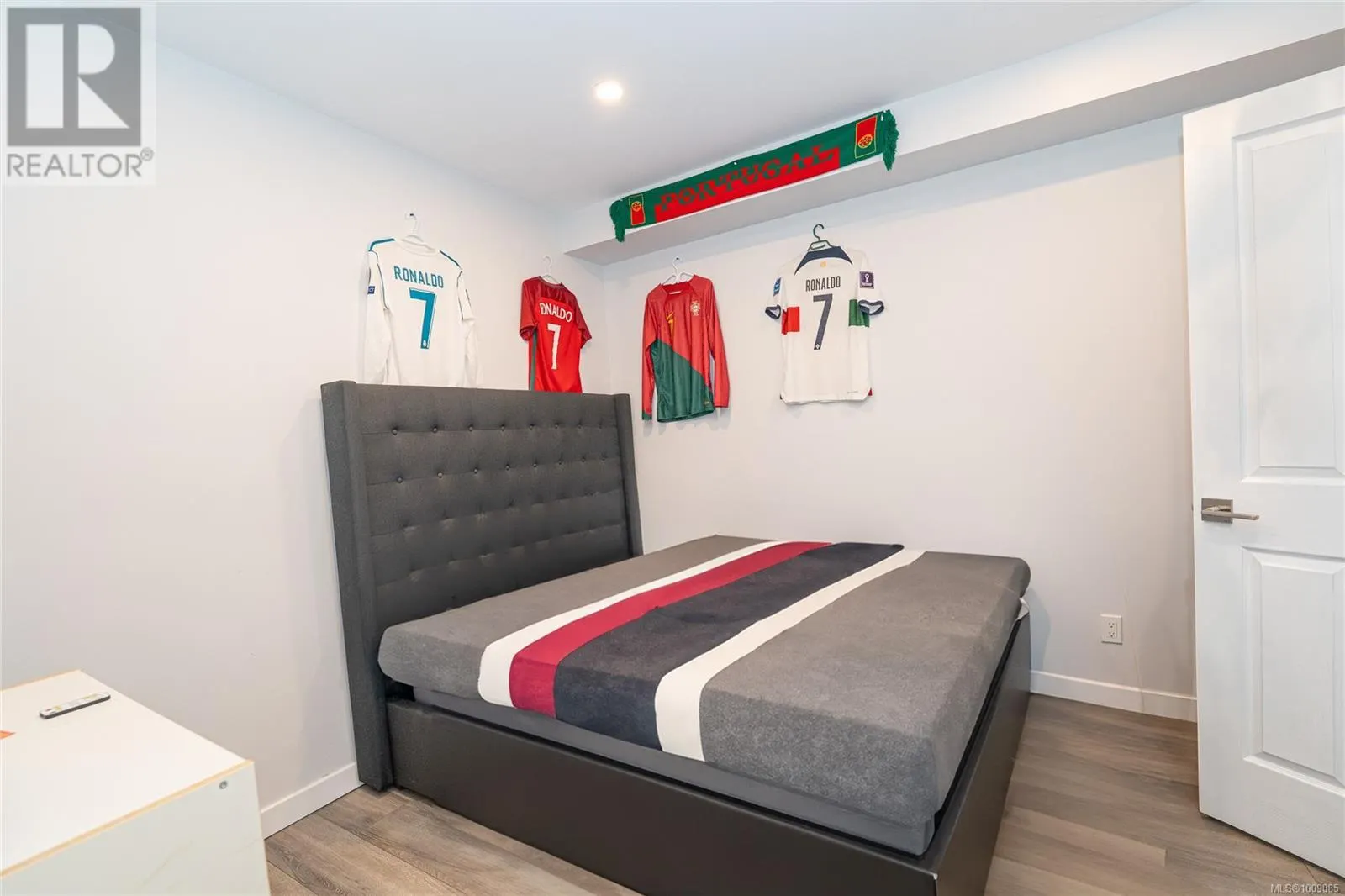 624 Selwyn Close