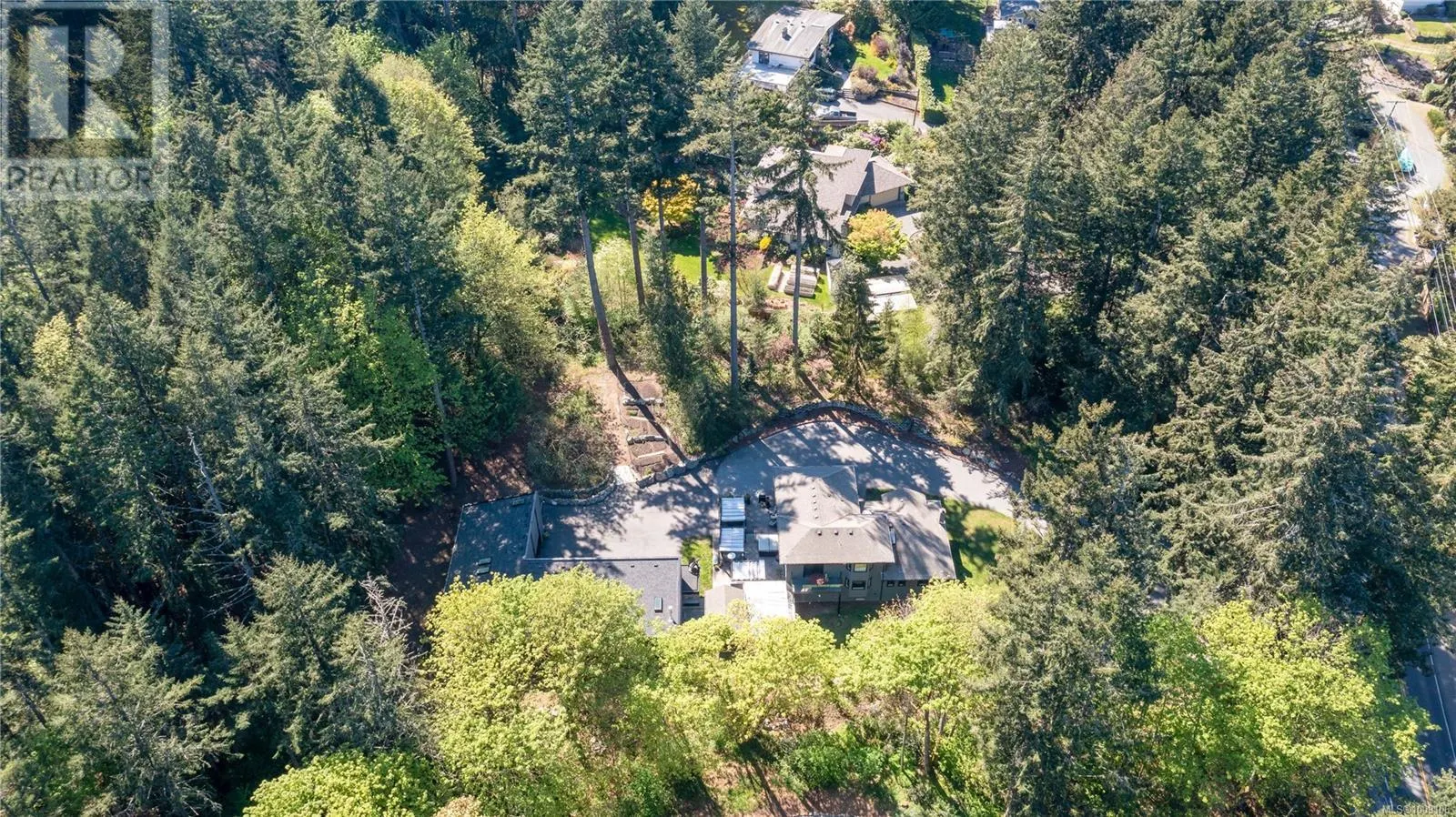 851 Sayward Rd