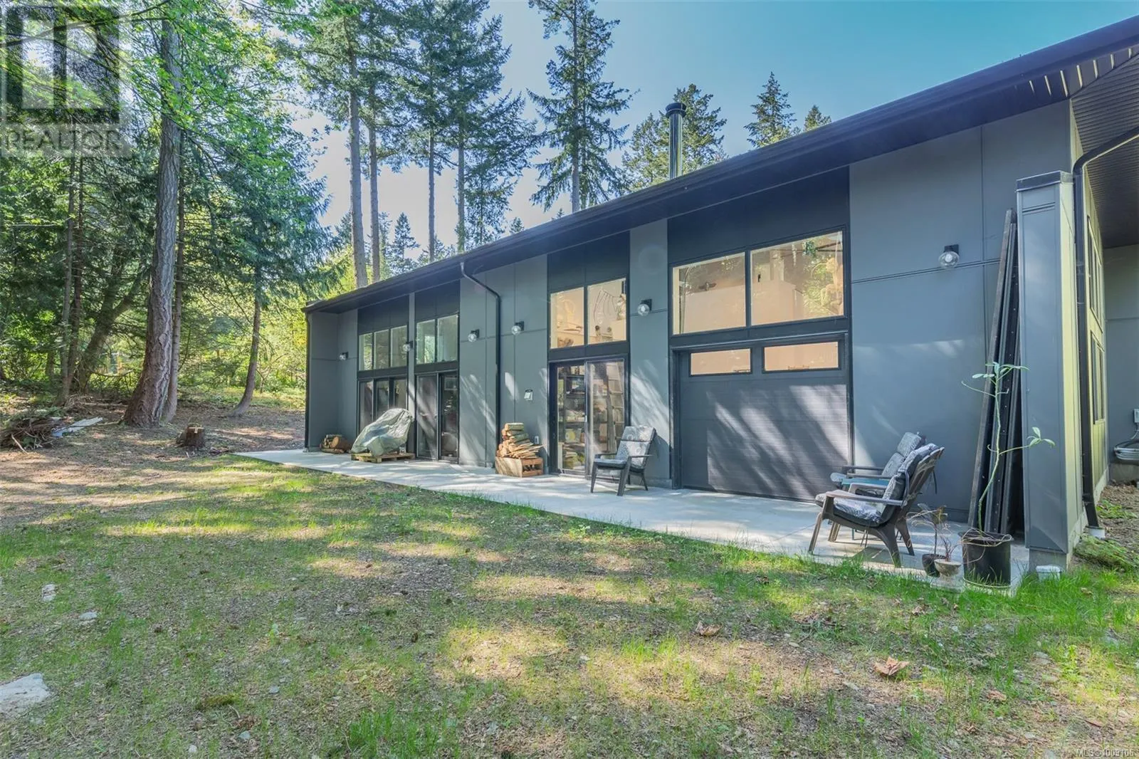 851 Sayward Rd