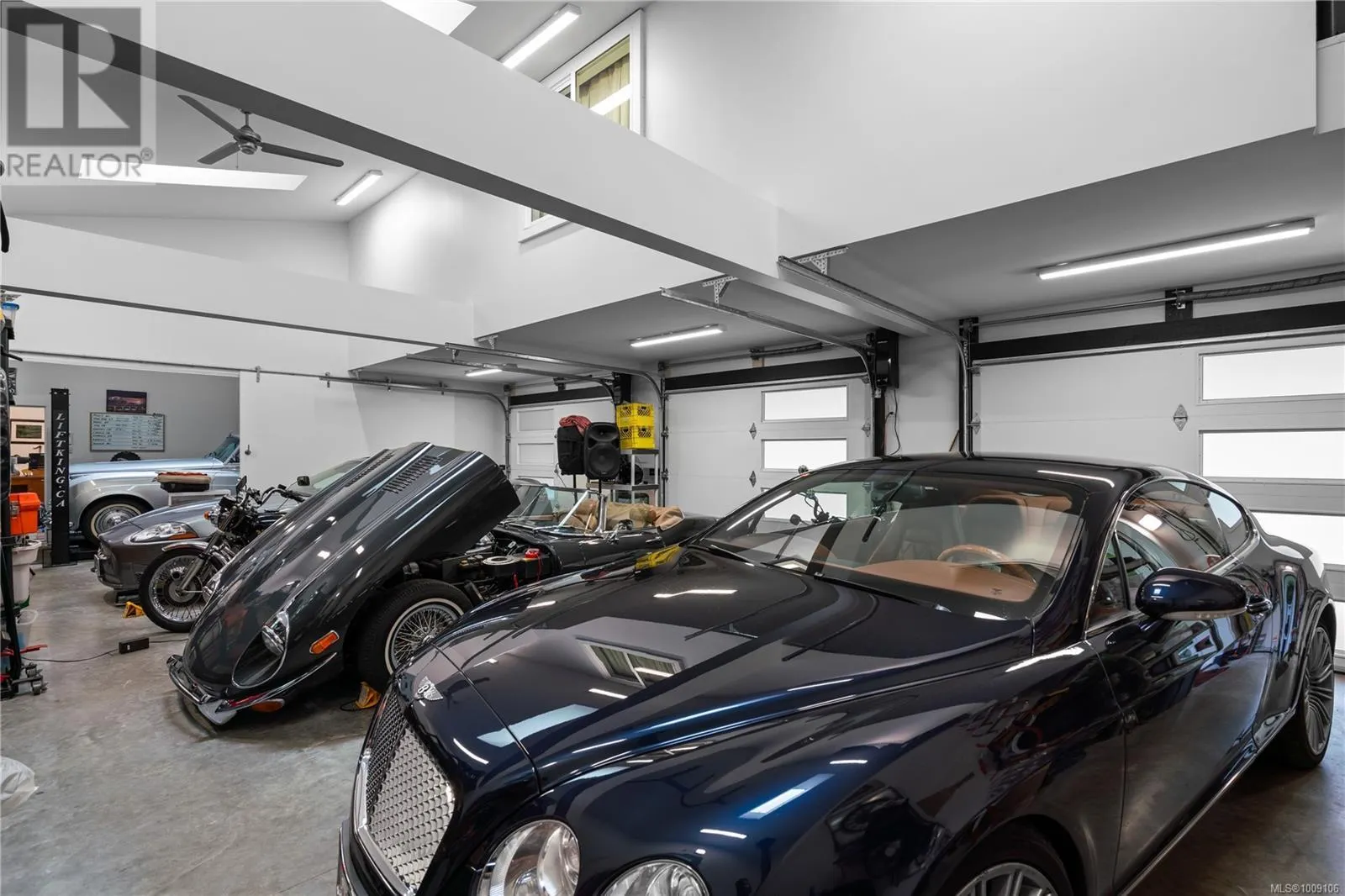 851 Sayward Rd