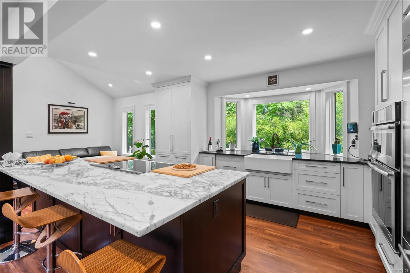 851 Sayward Rd