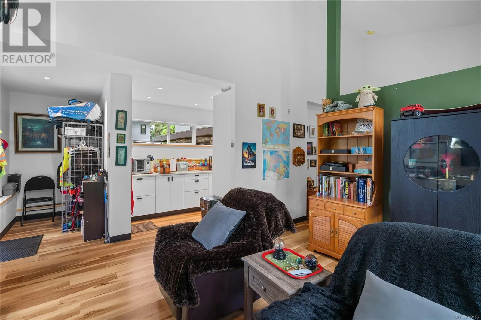 851 Sayward Rd