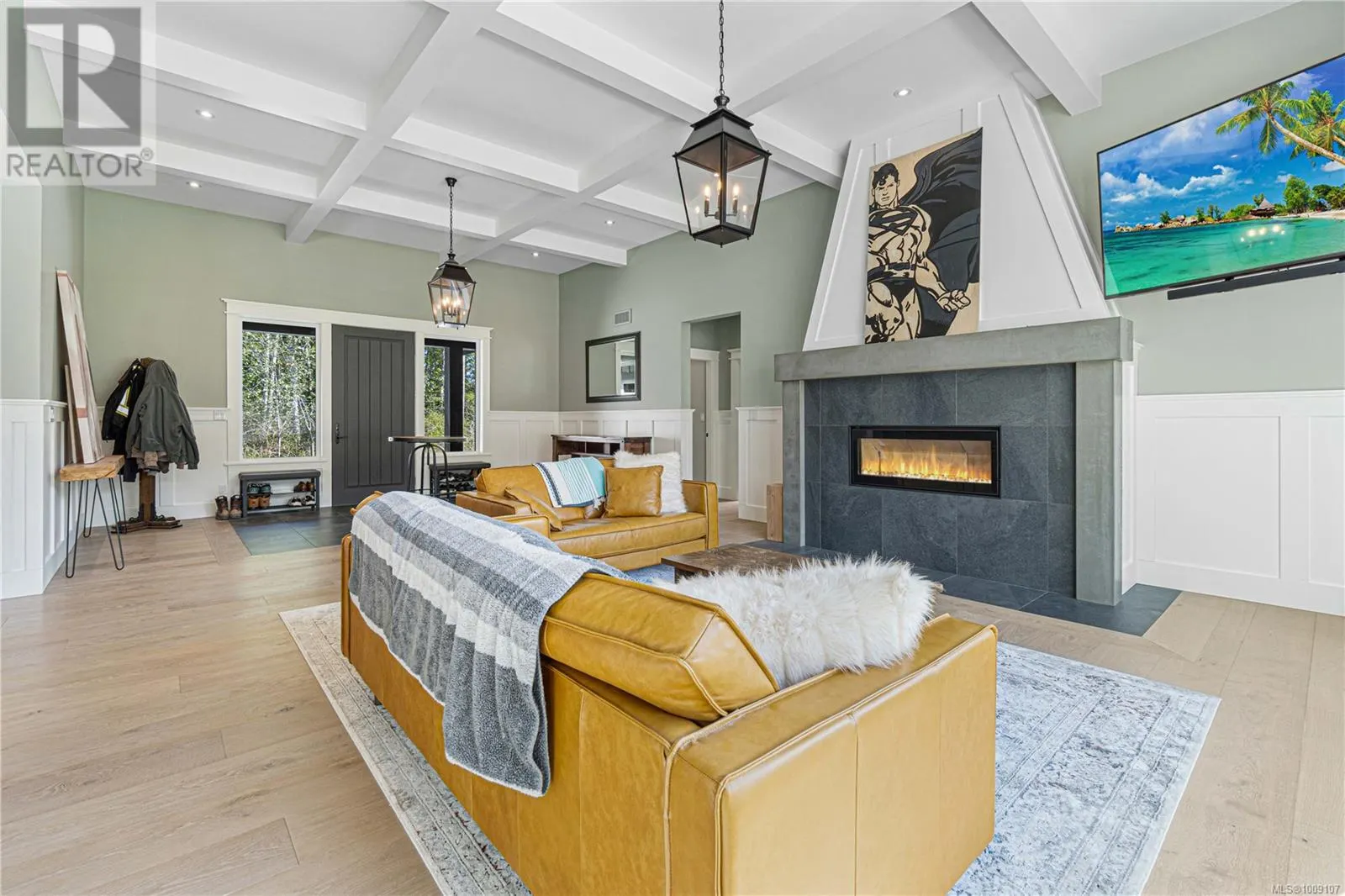 1227 Burbank Rd