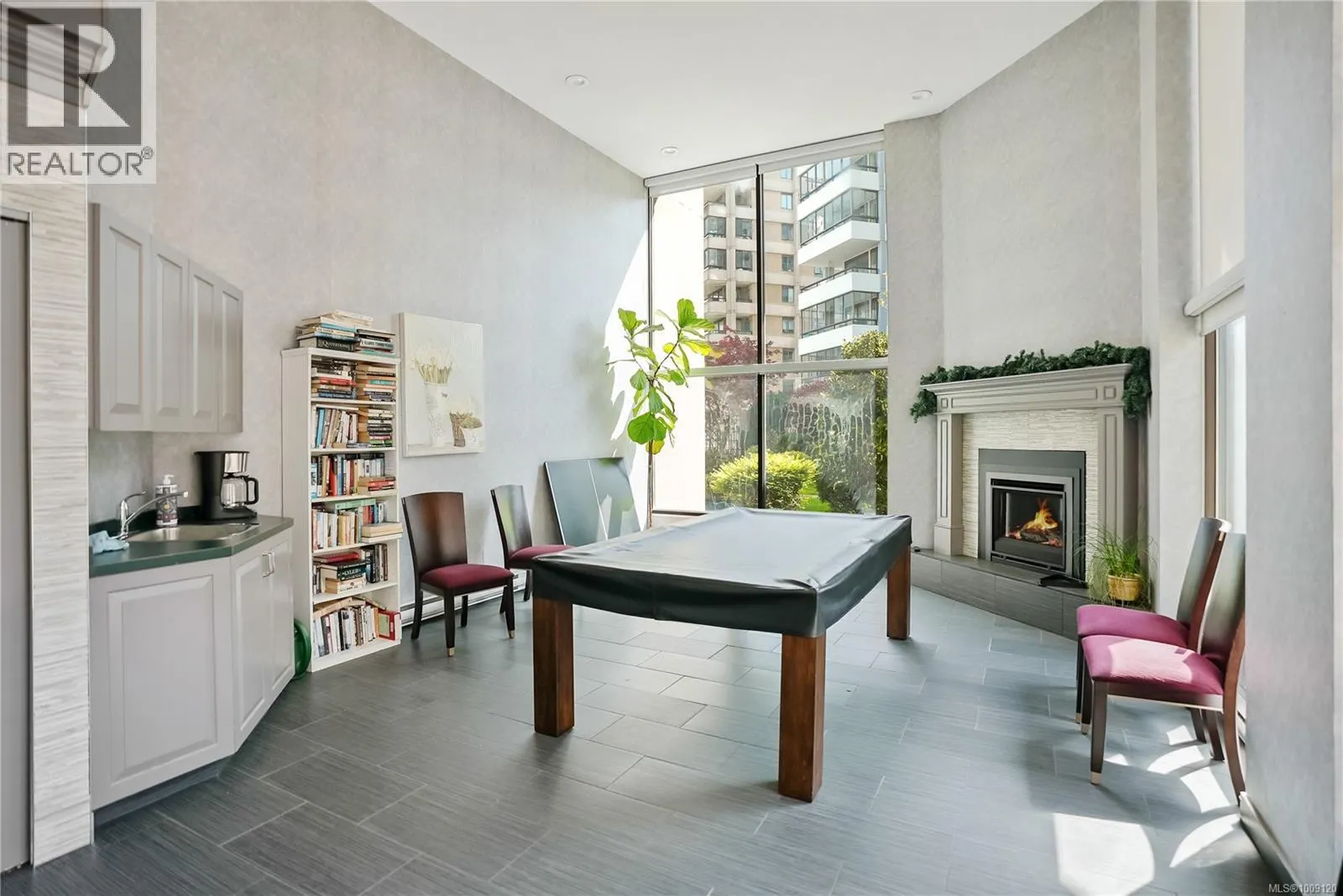 501 1015 Pandora Ave