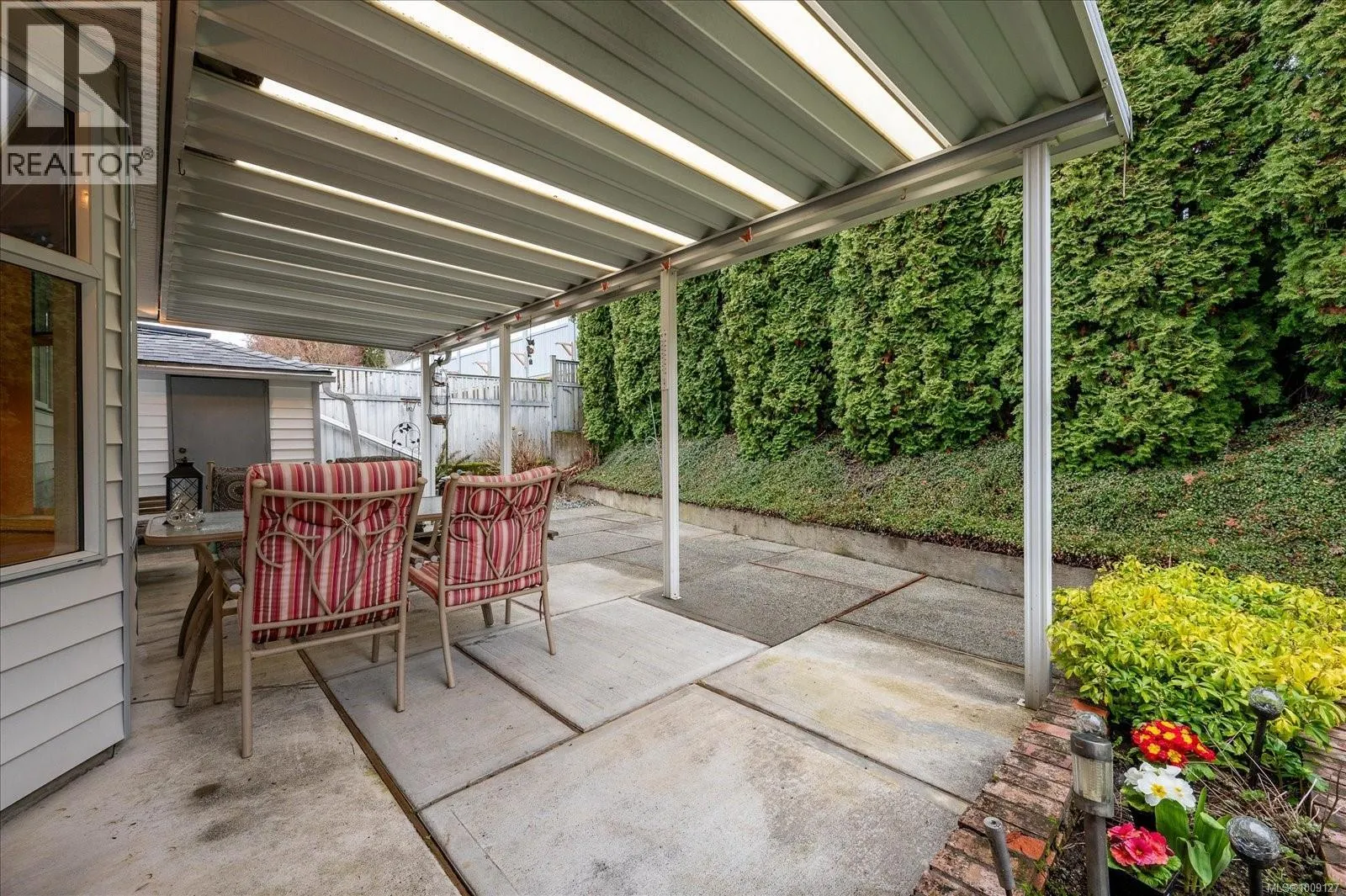 813 Cameron Way