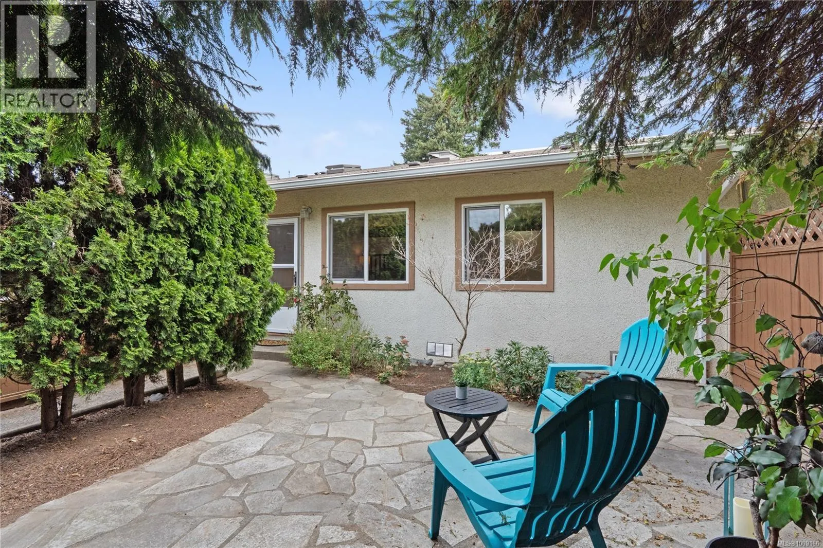 3 974 Dunford Ave