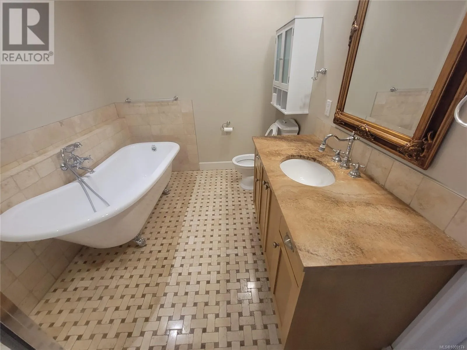 205 2006 Troon Crt