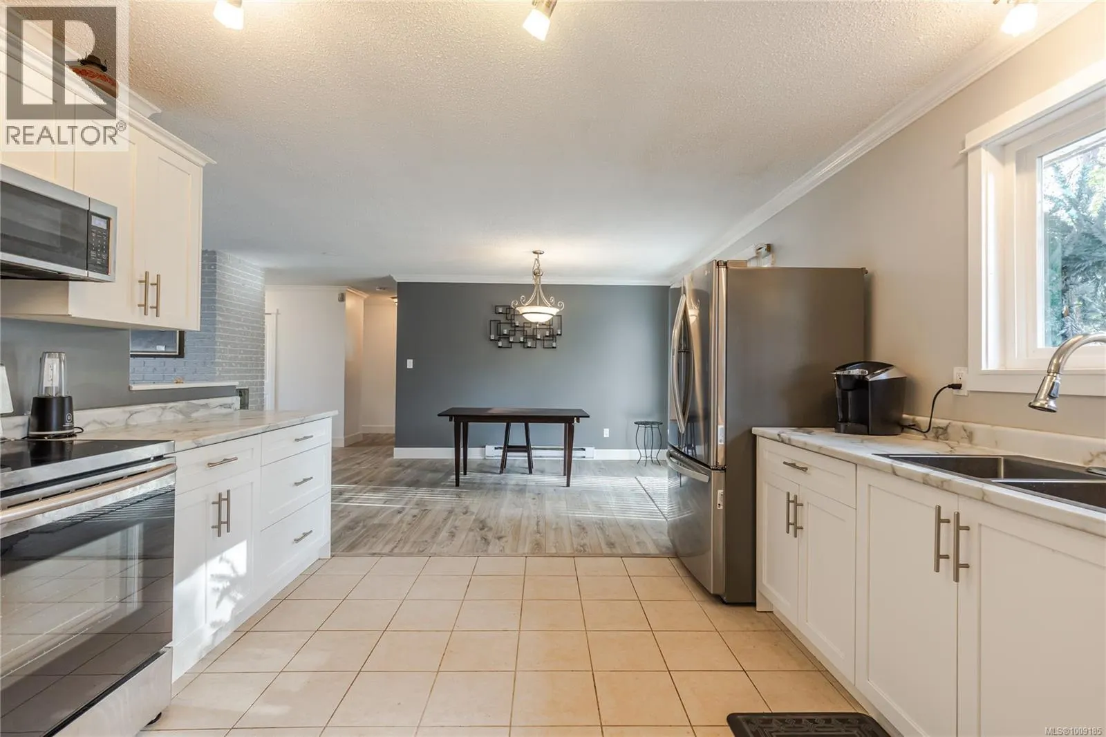 581 Sumac Dr