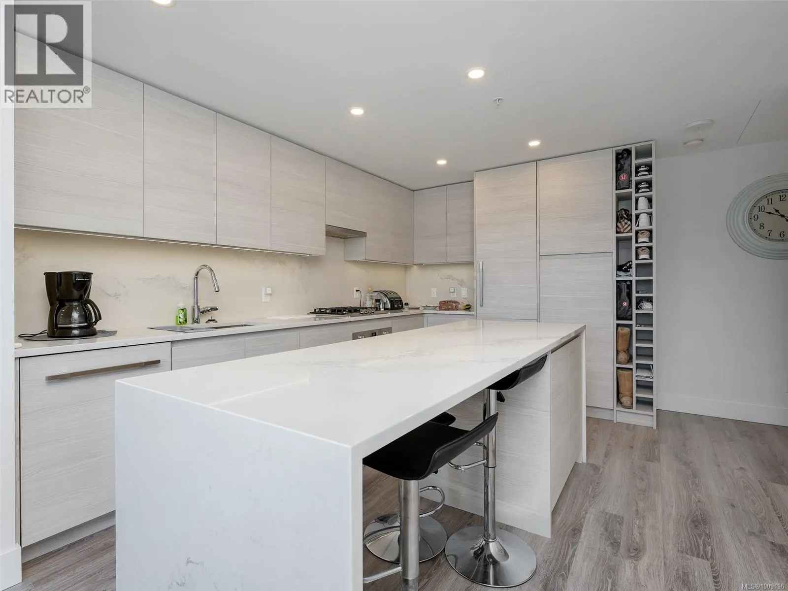 1404 777 Herald St