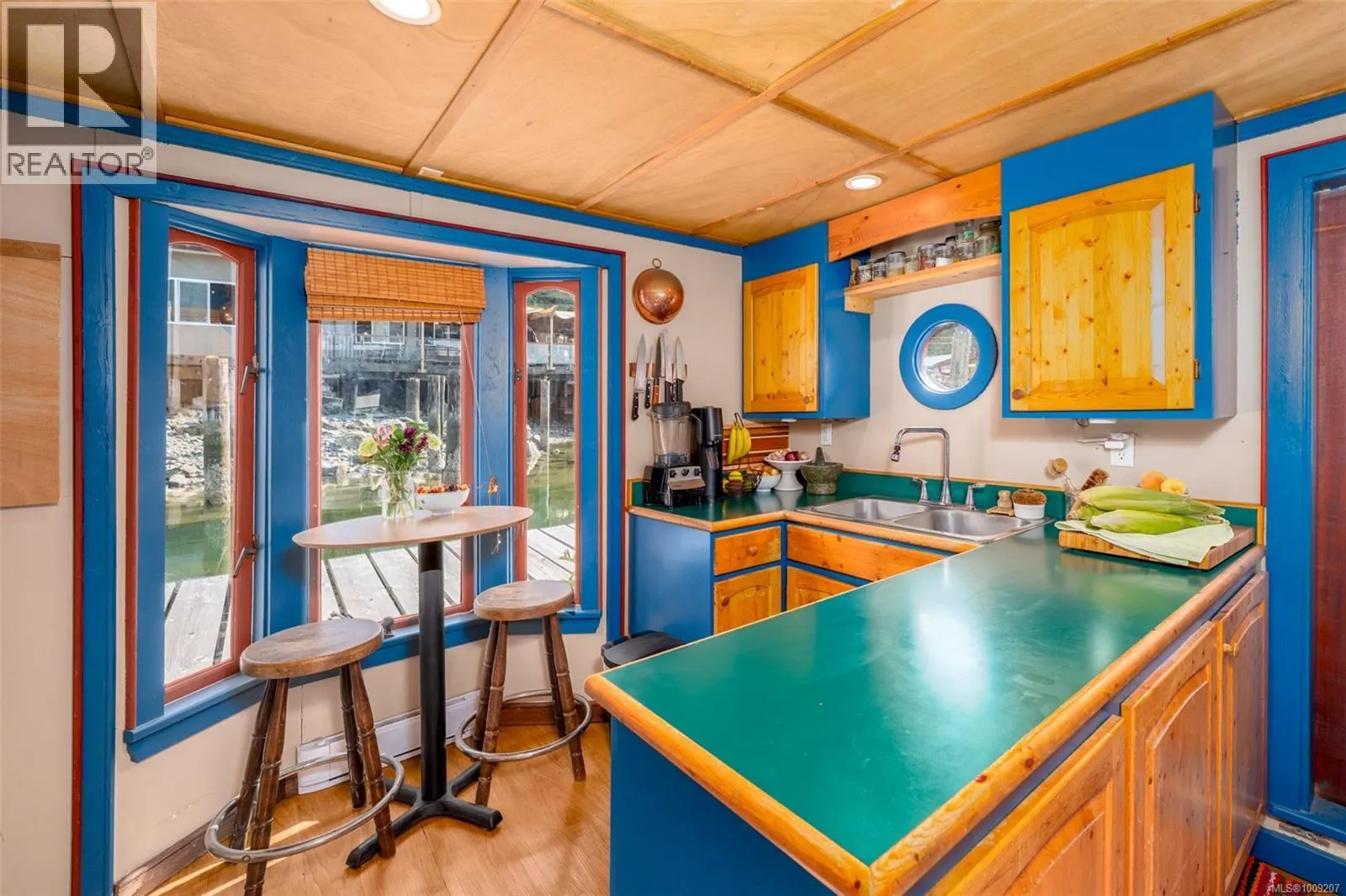 2 1765 Cowichan Bay Rd