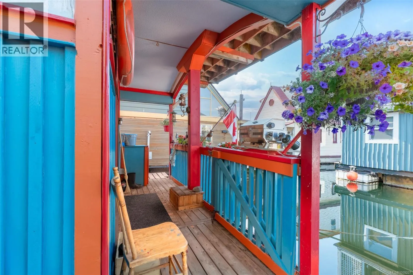 2 1765 Cowichan Bay Rd