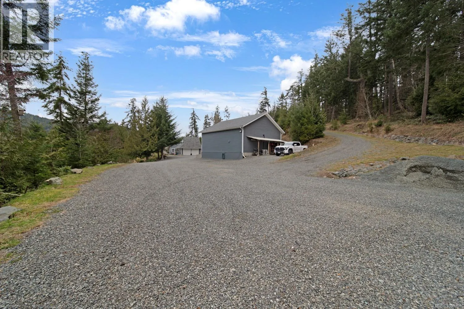 1591 Escarpment Way
