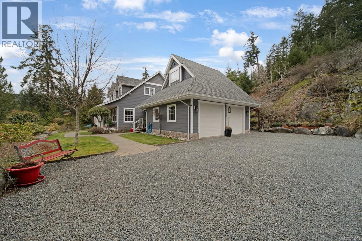 1591 Escarpment Way