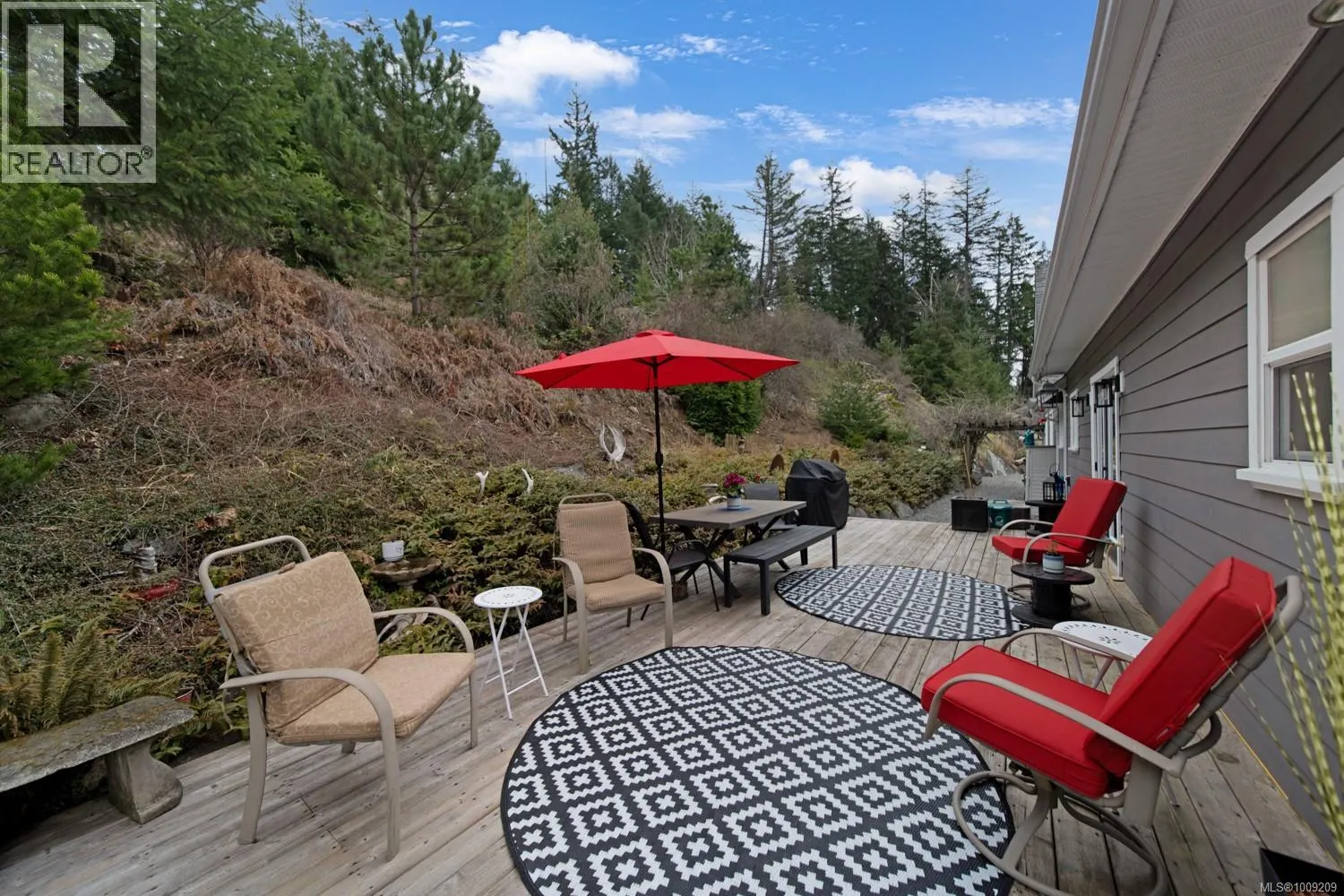 1591 Escarpment Way