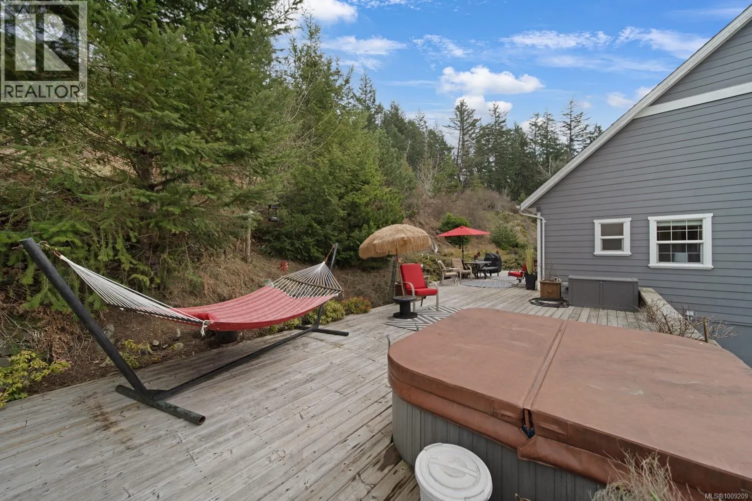 1591 Escarpment Way