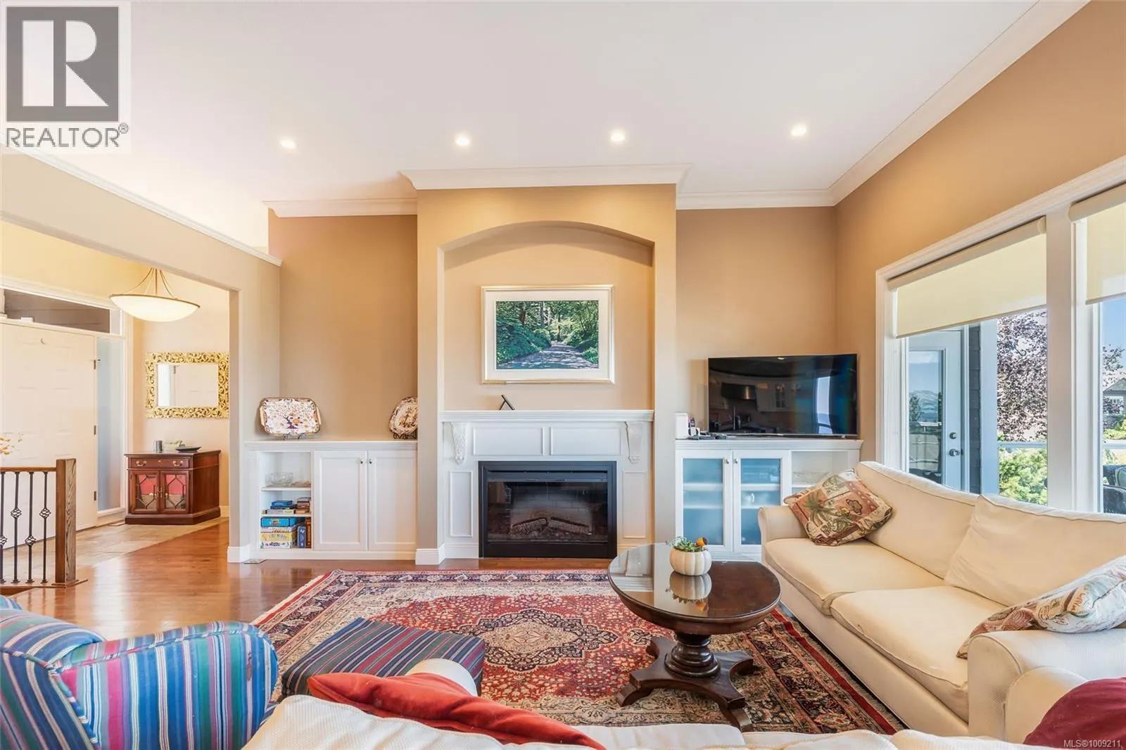 3708 Glen Oaks Dr