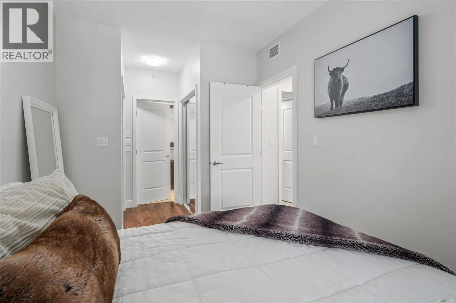 321 1400 Lynburne Pl