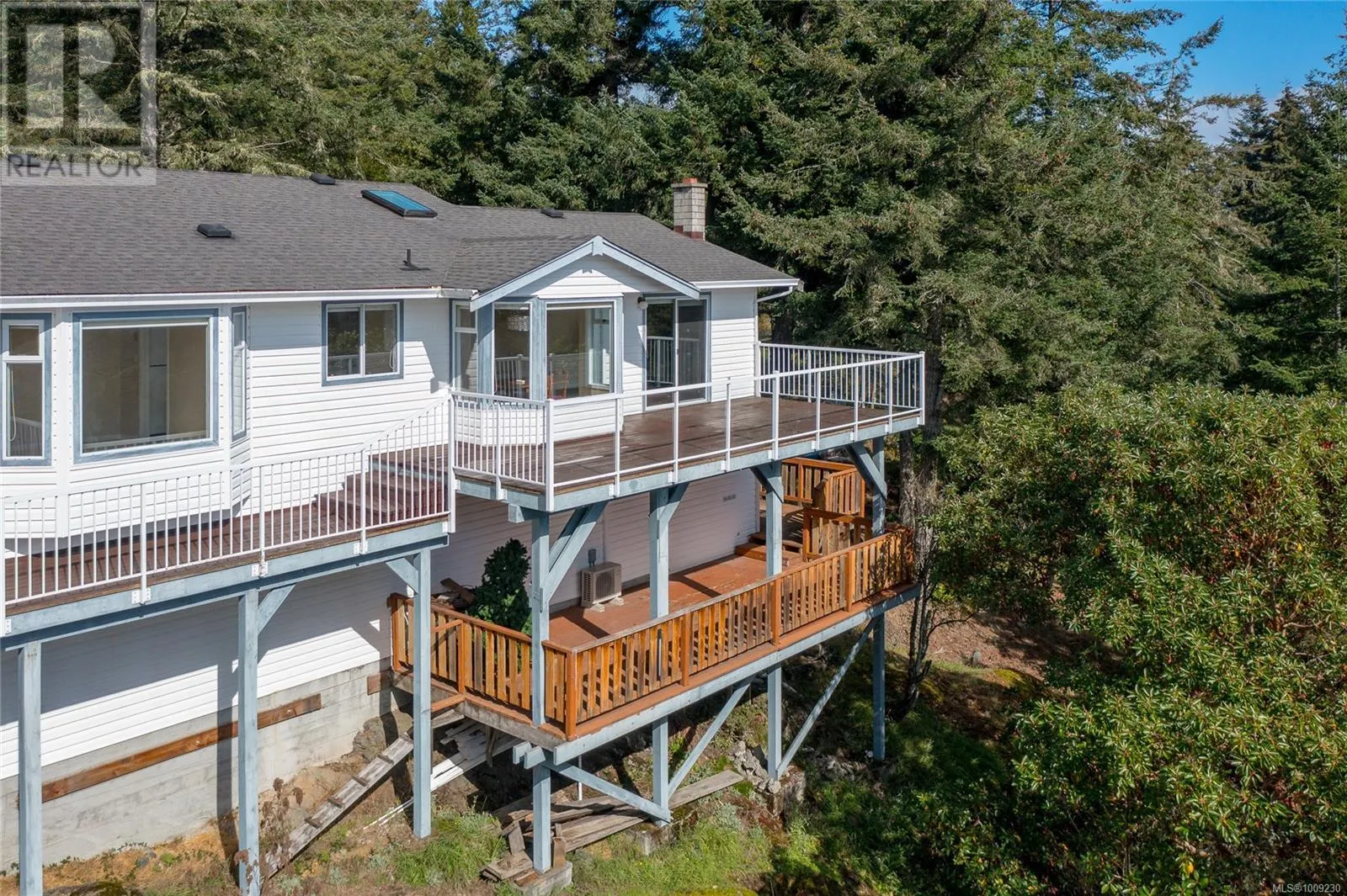 2270 Henlyn Dr
