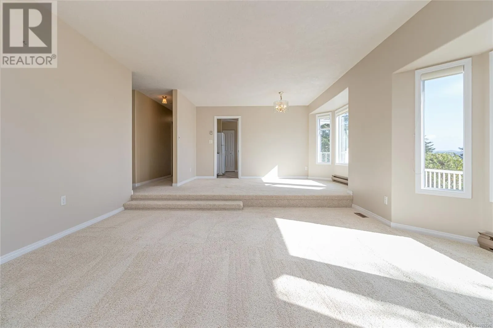 2270 Henlyn Dr