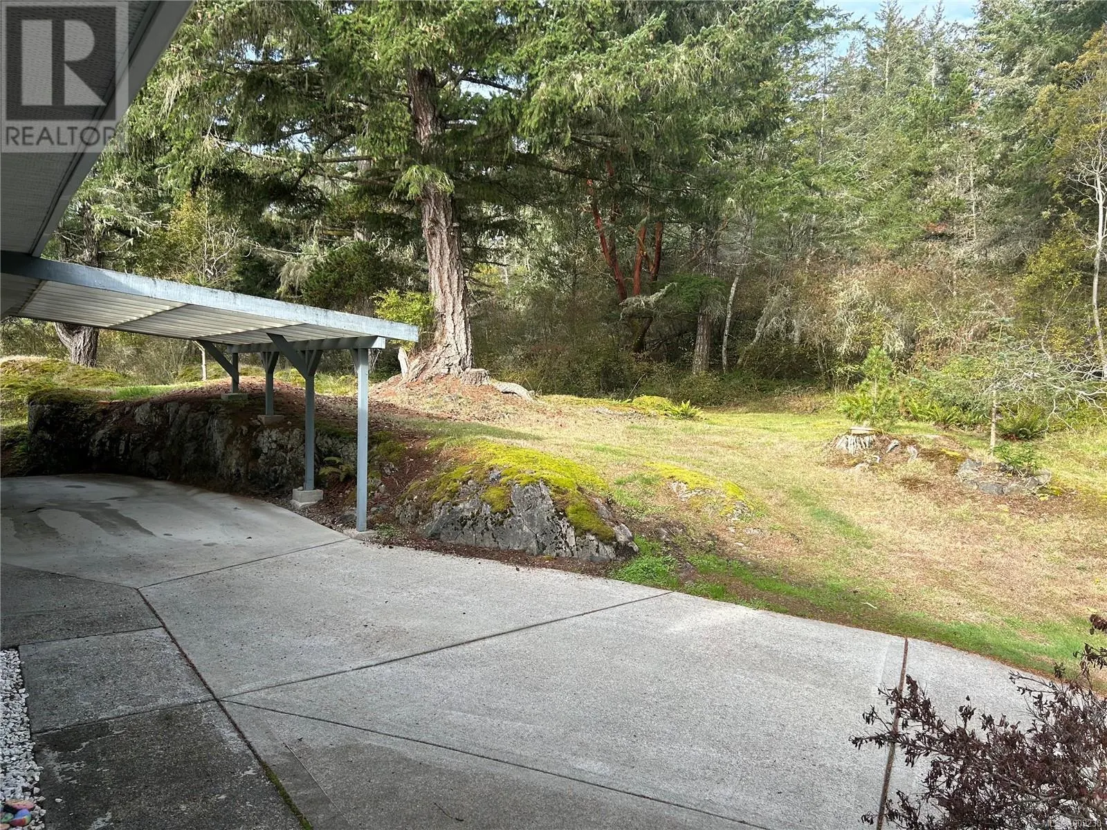 2270 Henlyn Dr