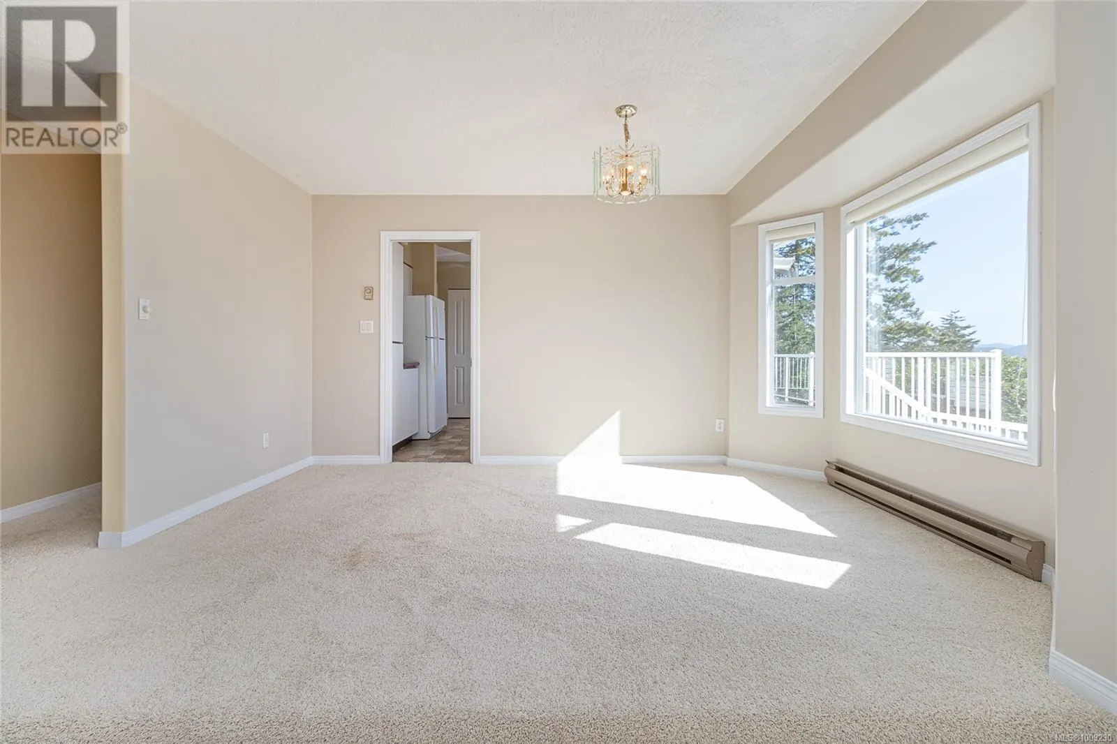 2270 Henlyn Dr