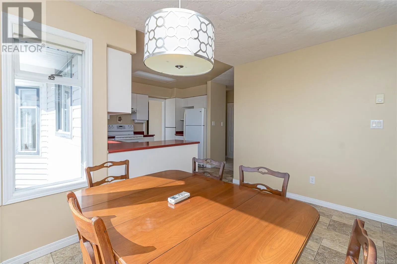 2270 Henlyn Dr