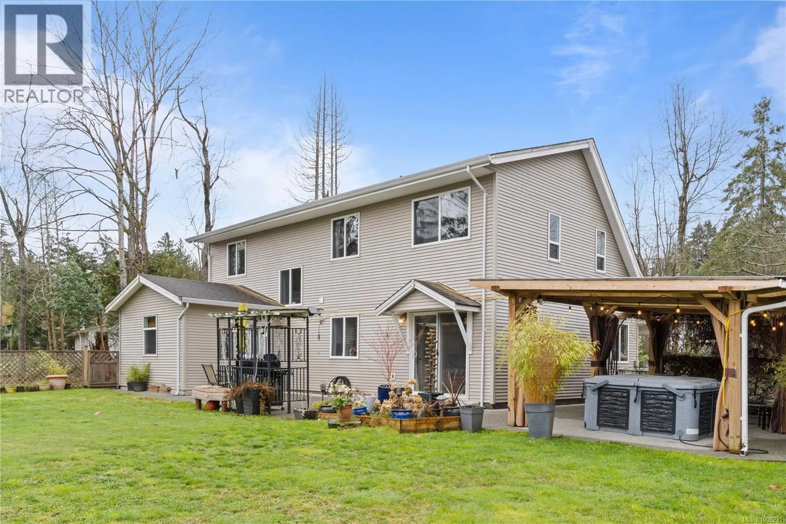 2234 Neil Dr