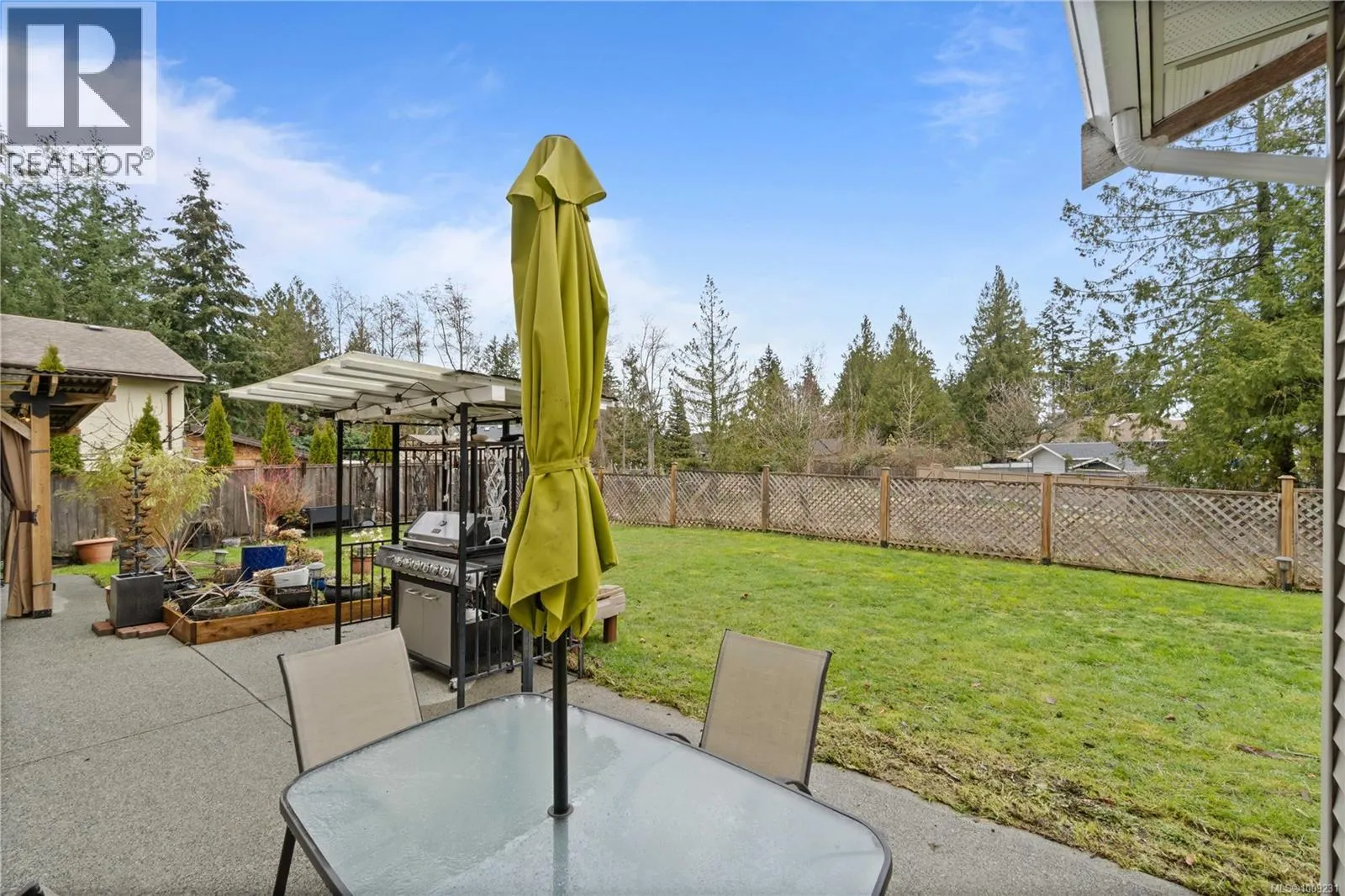 2234 Neil Dr