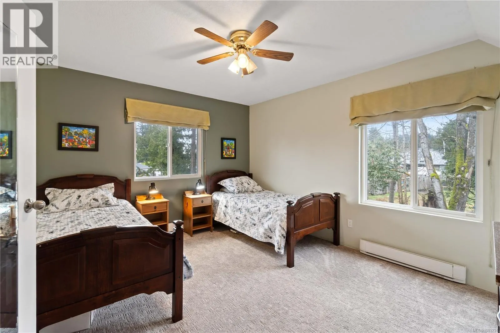 2234 Neil Dr