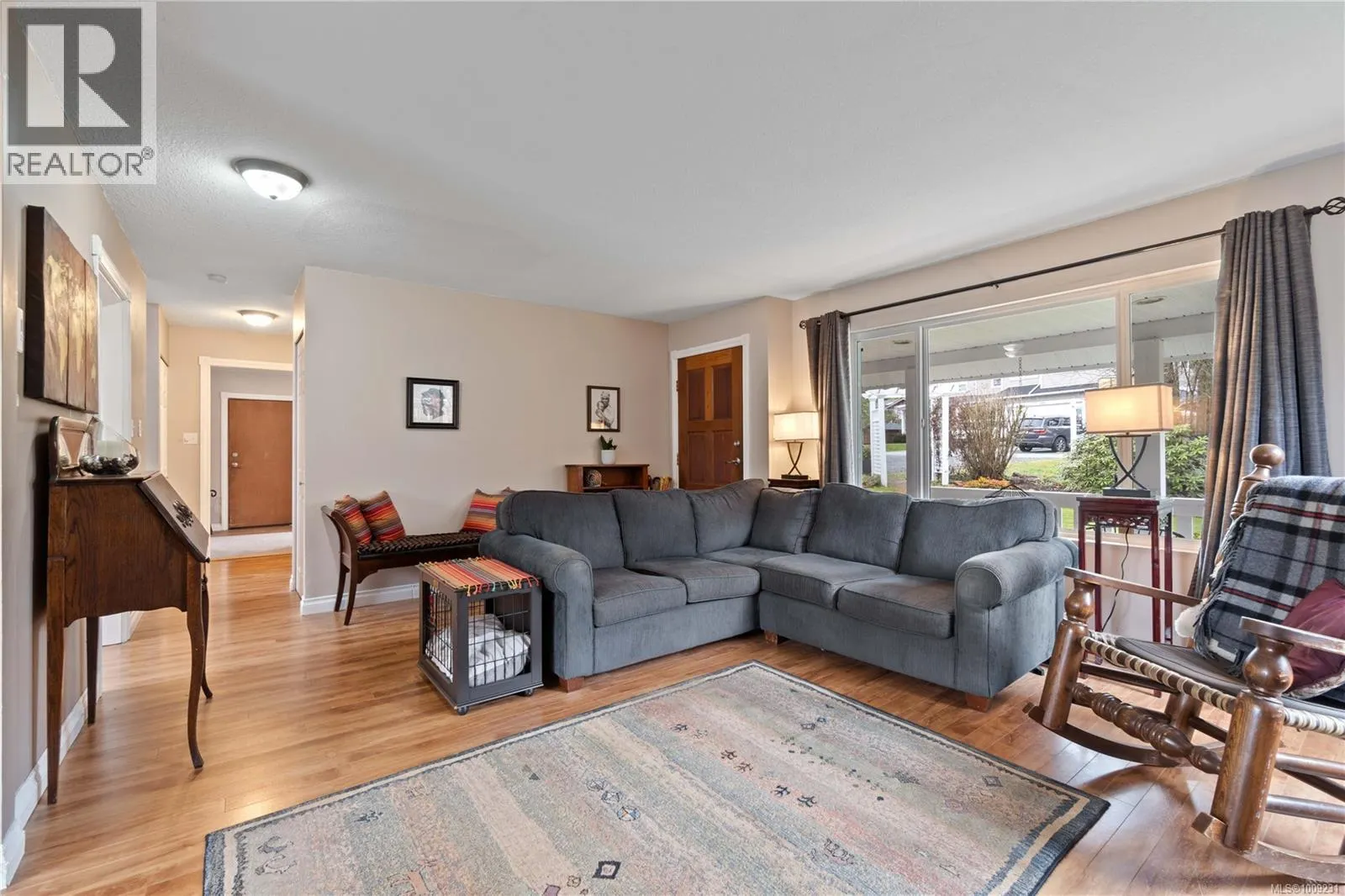 2234 Neil Dr