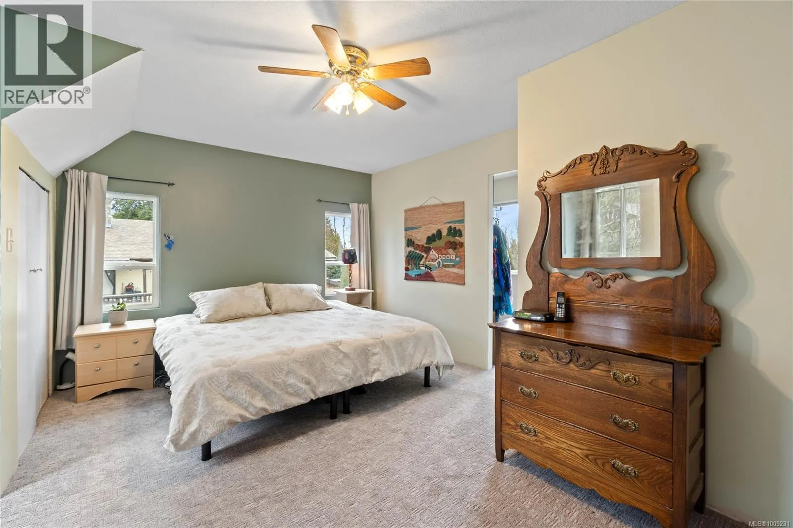 2234 Neil Dr