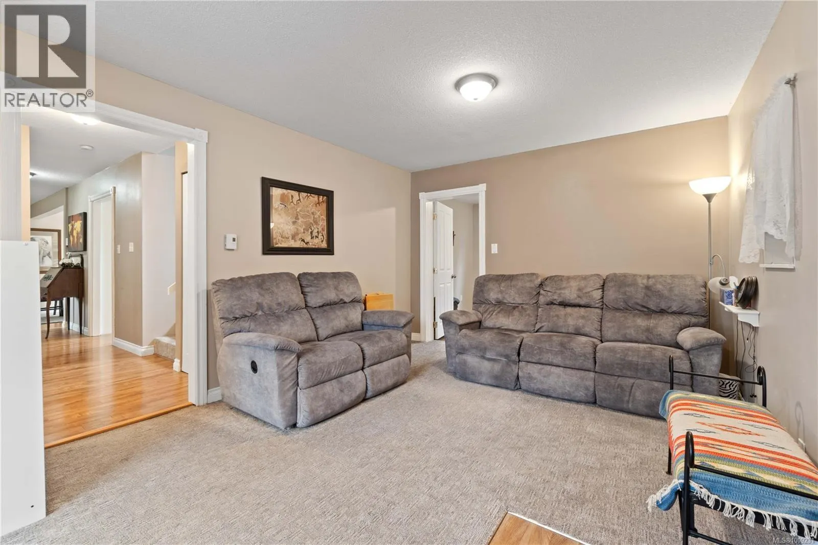 2234 Neil Dr