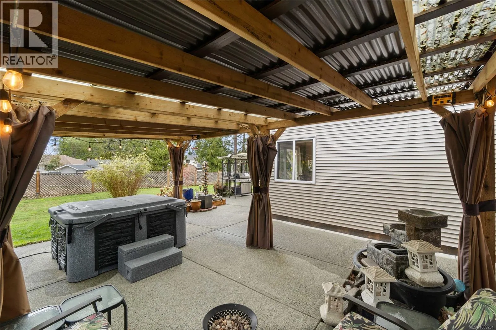 2234 Neil Dr