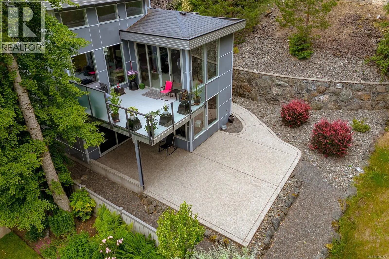 556 Delora Dr