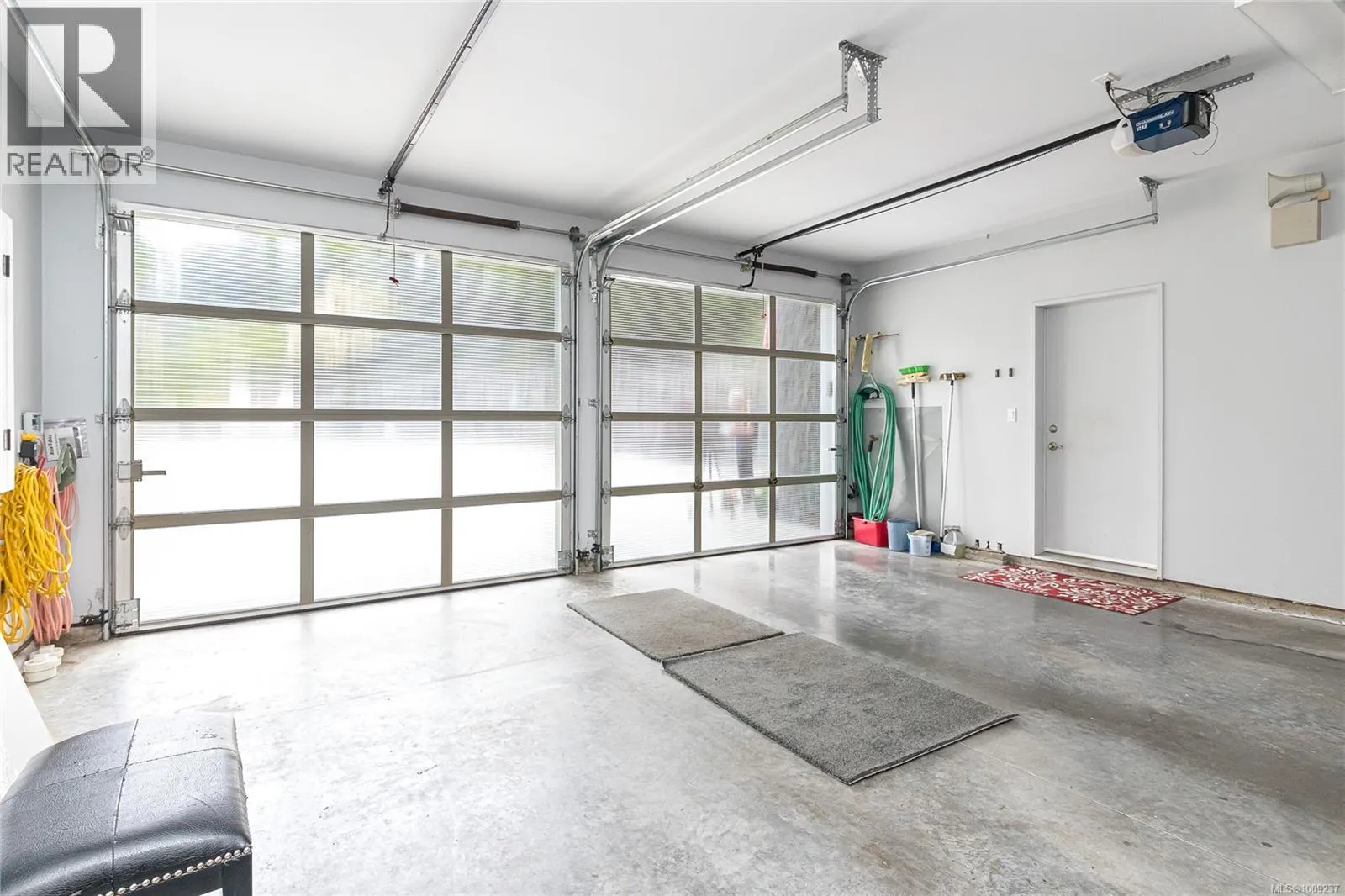 556 Delora Dr