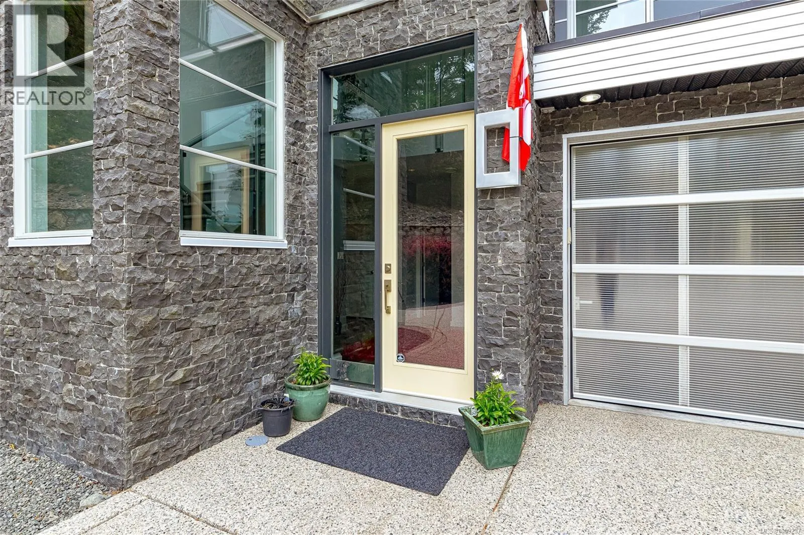 556 Delora Dr
