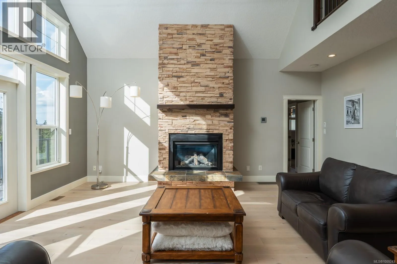 724 Bossi Pl