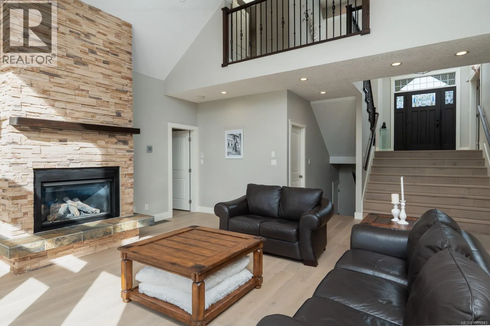 724 Bossi Pl