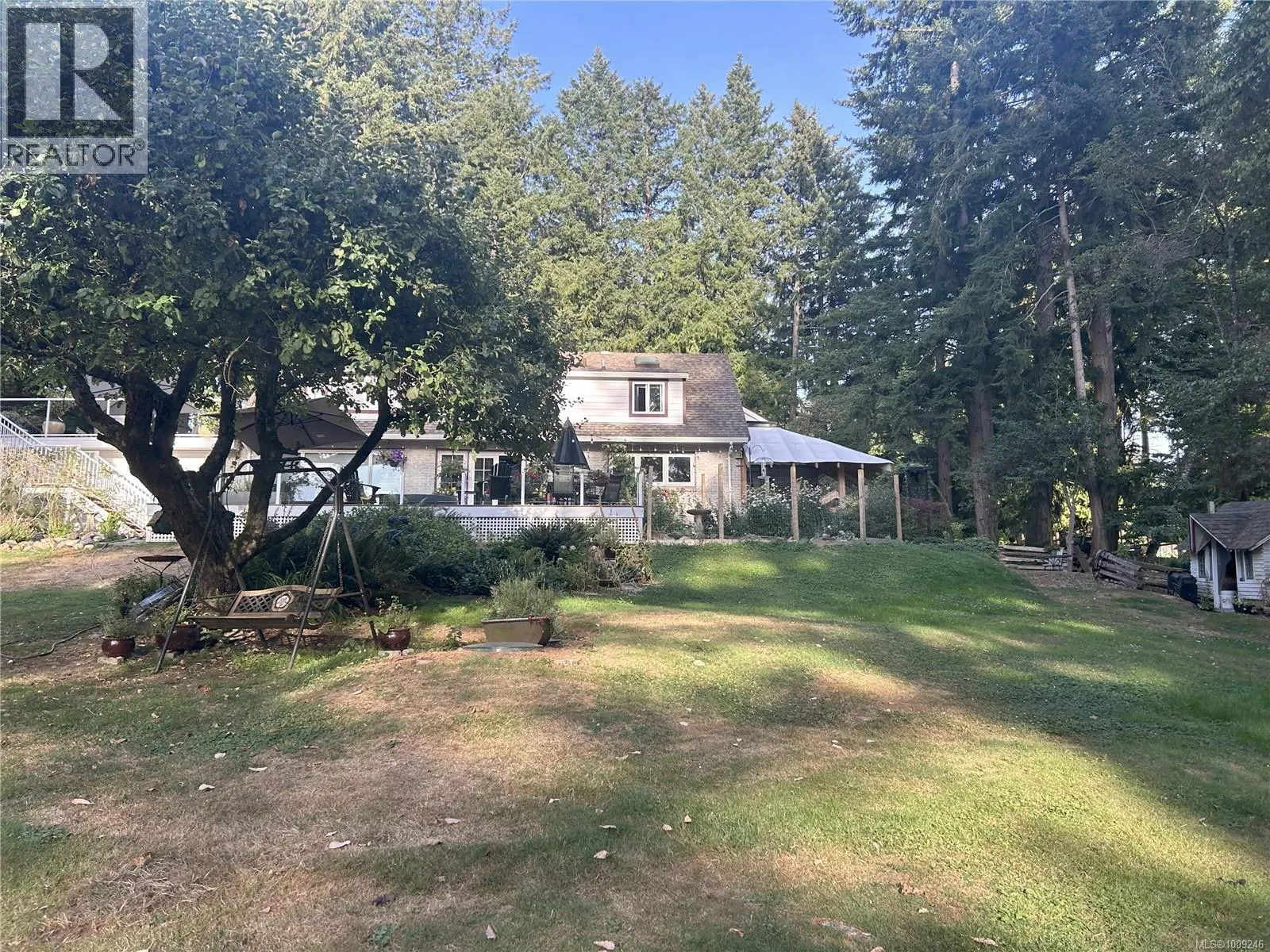 5182 Santa Clara Ave