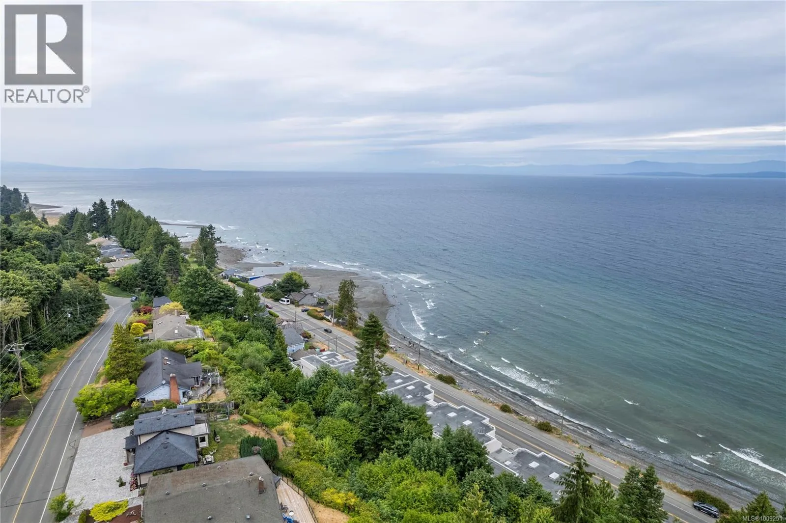 301 3156 Island Hwy W