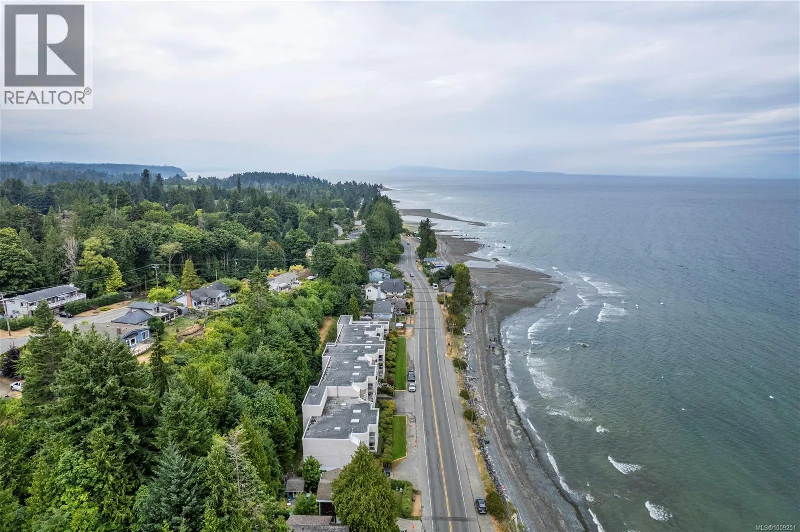301 3156 Island Hwy W