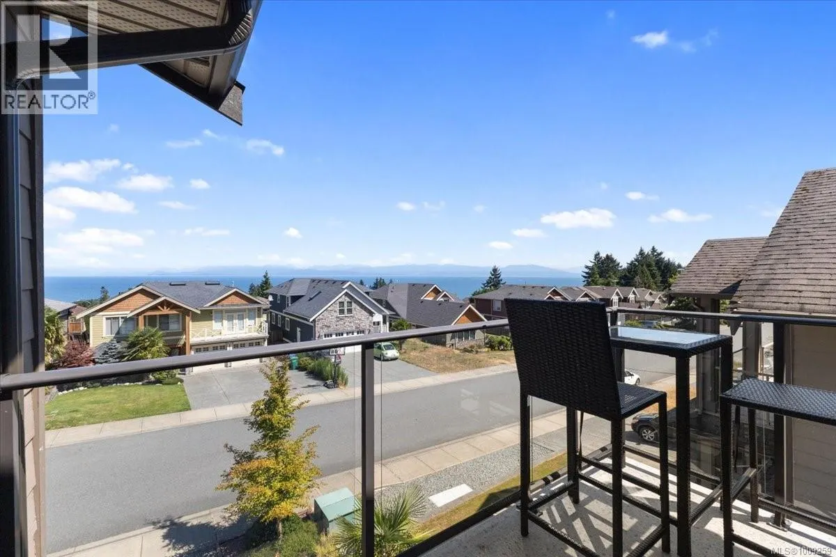 5647 Oceanview Terr