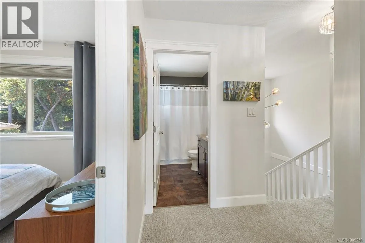 5647 Oceanview Terr
