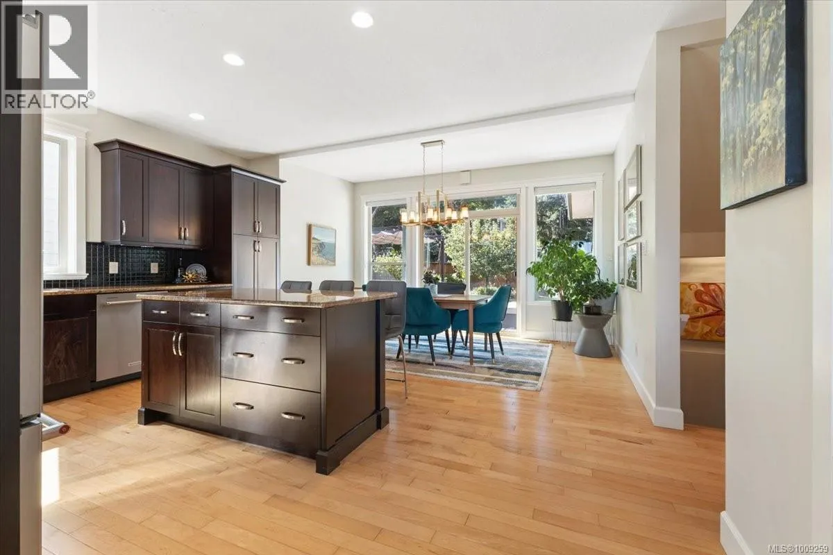 5647 Oceanview Terr